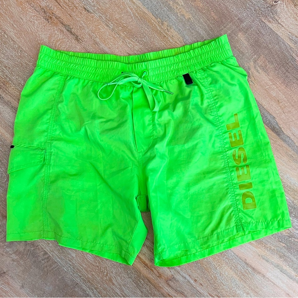 Diesel Mens swim trunks sz M